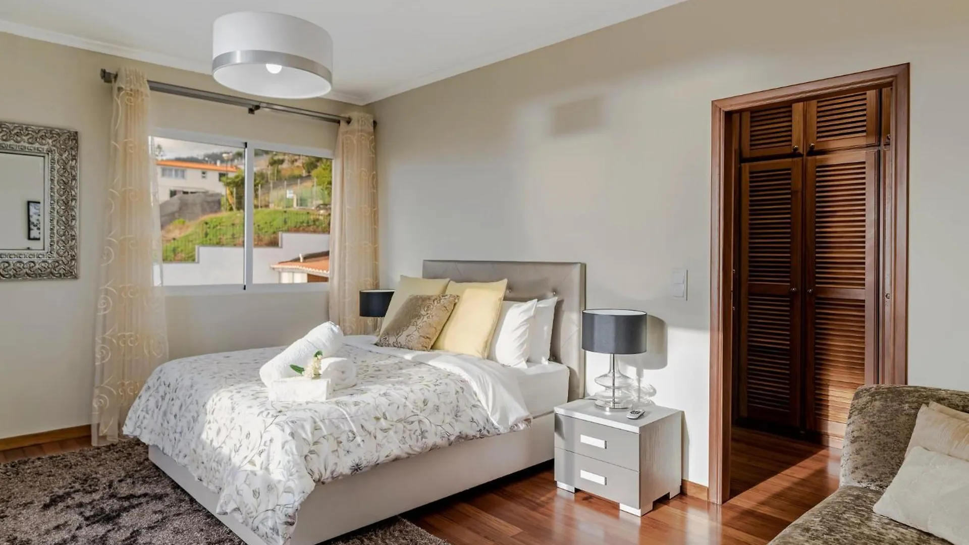 Exquisite Madeira Villa Villa Funchal Belair 4 Bedroom Panoramic Sea View Heated Pool Hot-Tub